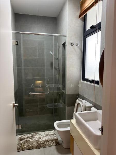 Bungalow House for Sale in Sungai Buloh (Selangor) - Angie Ng - Bathroom - PropertyGuru.com.my