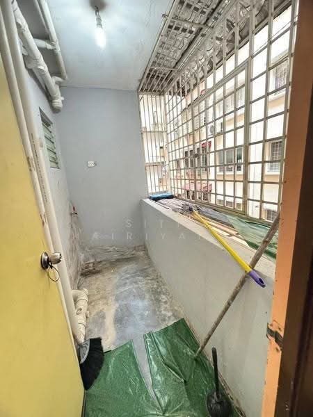 Apartment for Sale at Latan Biru - SITI KHAIRIYAH JAAFAR - Balcony - PropertyGuru.com.my
