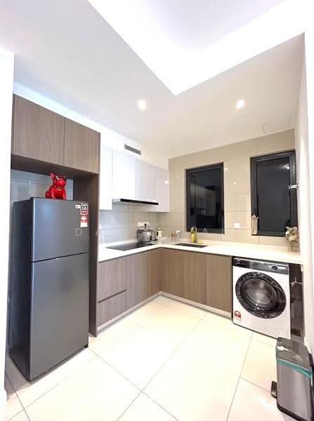 Apartment for Rent at V Residence Suites @ Sunway Velocity - David Lao - Kitchen - PropertyGuru.com.my