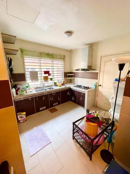 2-storey Terraced House for Sale in Bandar Baru Bangi (Selangor) - Mohd Aizat Saiful Bahri - Kitchen - PropertyGuru.com.my