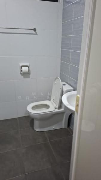 Service Residence for Sale at Sky Oasis Residence (Pangsapuri Oasis 1) - Mandy Goh Siew Li - Bathroom - PropertyGuru.com.my