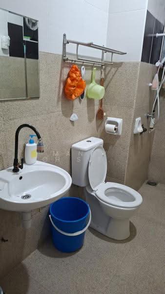 Service Residence for Sale at Sky Oasis Residence (Pangsapuri Oasis 1) - Mandy Goh Siew Li - Bathroom - PropertyGuru.com.my