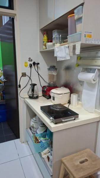 Service Residence for Sale at Sky Oasis Residence (Pangsapuri Oasis 1) - Mandy Goh Siew Li - Kitchen - PropertyGuru.com.my