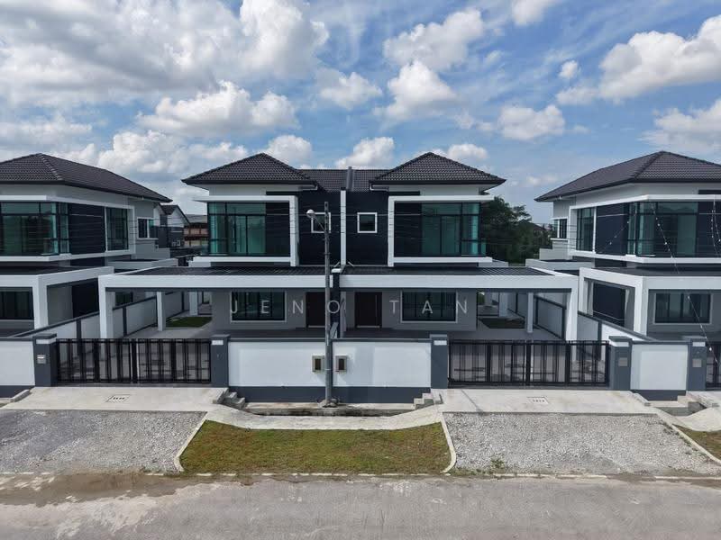 Semi-Detached House for Sale in Kuching (Sarawak) - Jeno Tan - Exterior - PropertyGuru.com.my