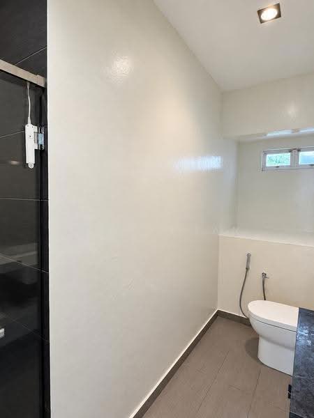 Townhouse for Rent in Desa Sri Hartamas (Sri Hartamas) - Jeanne Tan - Bathroom - PropertyGuru.com.my