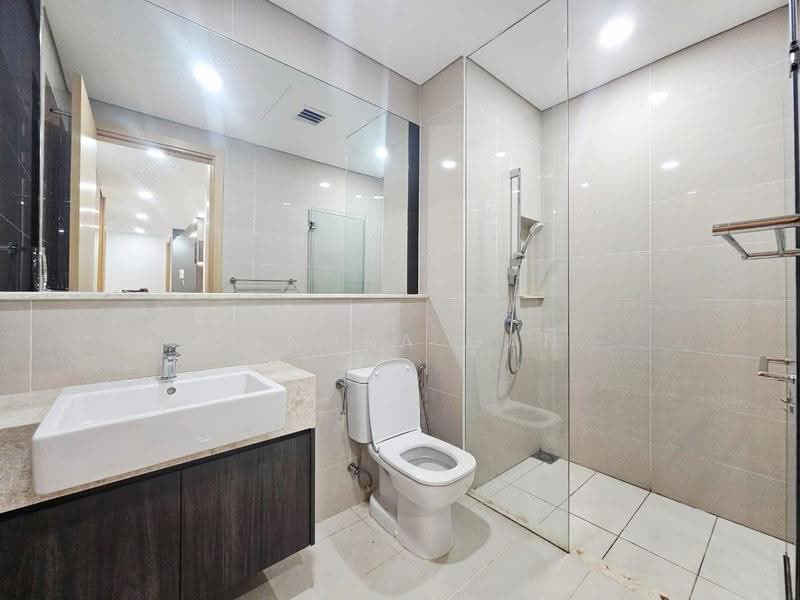 Kediaman Servis untuk Disewa di Southern Marina Residences - Sandra Gan - Bathroom - PropertyGuru.com.my