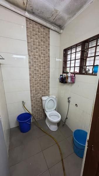 Rumah Teres 1-Tingkat untuk Dijual di Taman Ehsan (Kepong) - Anthony Foong - Bathroom - PropertyGuru.com.my