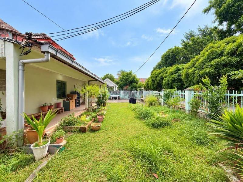 Rumah Teres 1.5-Tingkat untuk Dijual di Usj 2 (Subang Jaya) - Mohammad Din Majid - Exterior - PropertyGuru.com.my