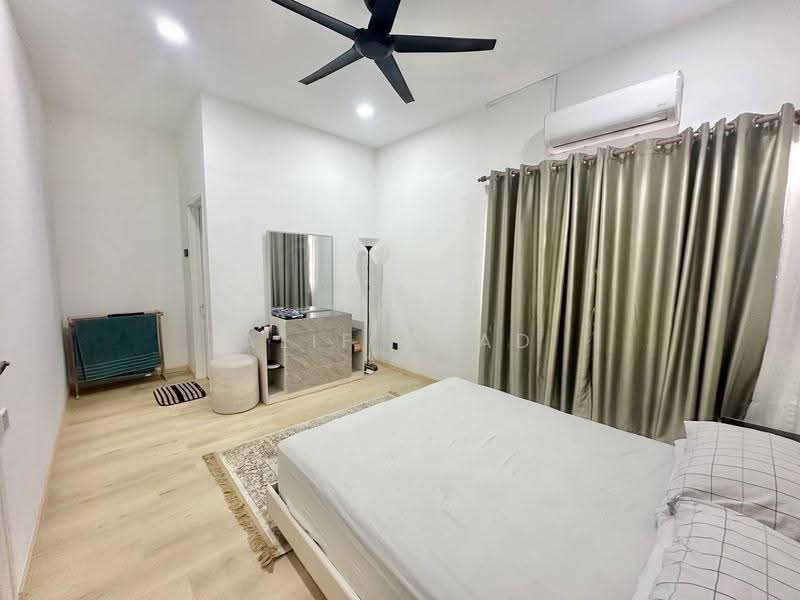 2-storey Terraced House for Sale in TAMAN PUCHONG UTAMA (Puchong) - Alif Saad - Bedroom - PropertyGuru.com.my