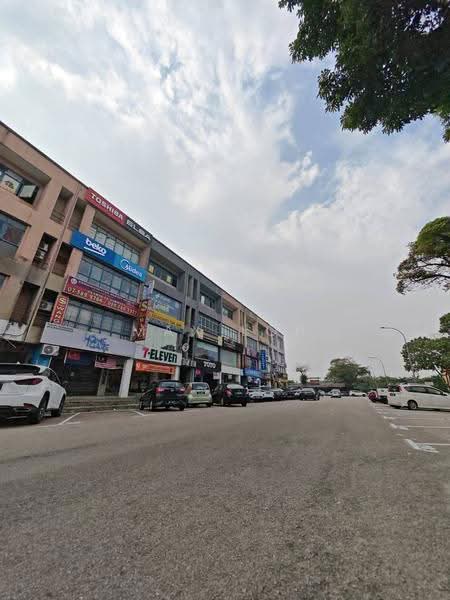 Kedai untuk Disewa di Bandar Baru Permas Jaya (Permas Jaya) - Max Loh - Exterior - PropertyGuru.com.my