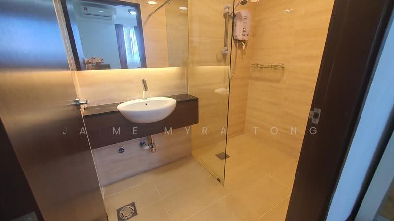 Condominium for Rent at The Bay Residences - Jaime Myra Tong - Bathroom - PropertyGuru.com.my
