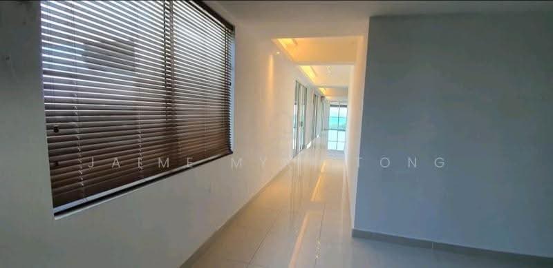 Condominium for Rent at The Bay Residences - Jaime Myra Tong - Corridor - PropertyGuru.com.my