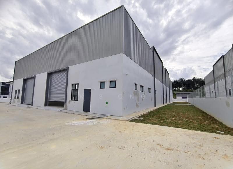 Factory for Rent in Eco Business Park 1 (Johor Bahru) - K S Ong - Exterior - PropertyGuru.com.my