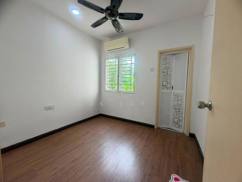 Rumah Teres 2-Tingkat untuk Dijual di Kota Emerald (Rawang) - SK Luk - Bedroom - PropertyGuru.com.my