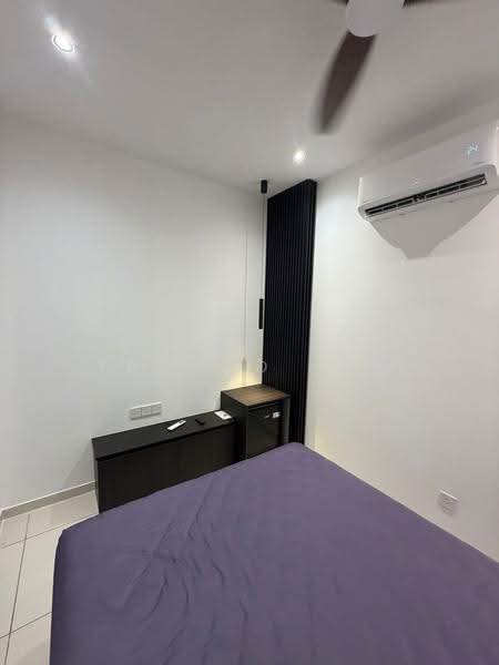 Kediaman Servis untuk Dijual di Space Residency - Edward Tan - Bedroom - PropertyGuru.com.my