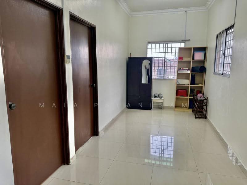 1.5-storey Terraced House for Sale in Taman Teluk Pulai (Klang) - Mala Palanisamy - Interior - PropertyGuru.com.my
