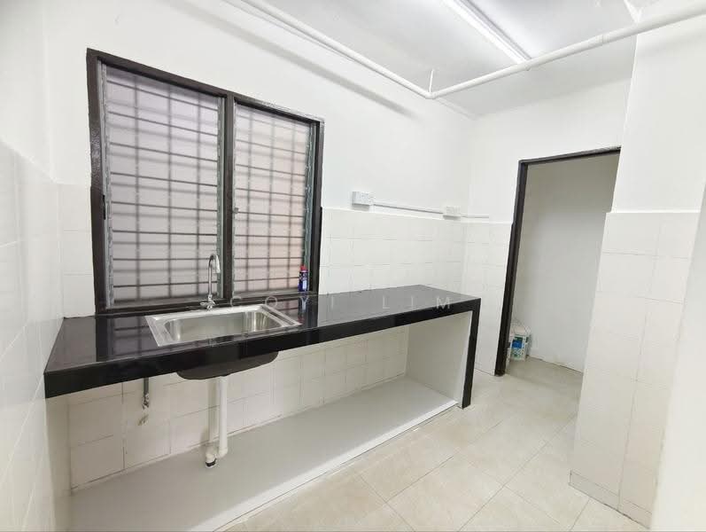 Flat for Rent at Seri Nilam - Coyi Lim - Kitchen - PropertyGuru.com.my