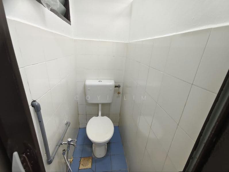 Flat for Rent at Seri Nilam - Coyi Lim - Bathroom - PropertyGuru.com.my