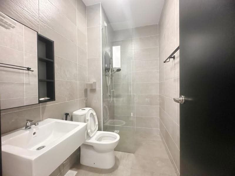 2-storey Terraced House for Rent in Skudai (Johor) - Liza Leong - Bathroom - PropertyGuru.com.my