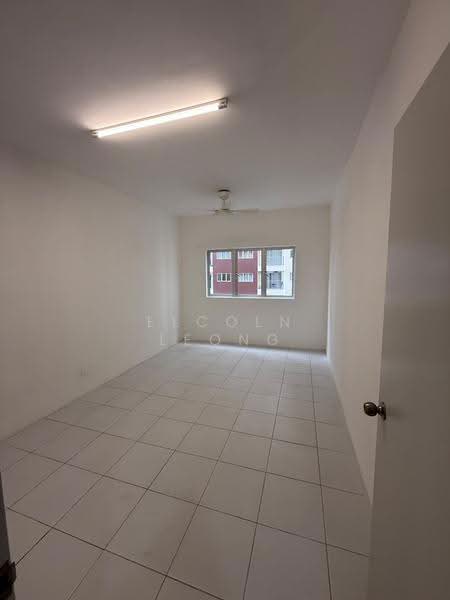 Condominium for Rent at Residensi Sateria - Elcoln Leong - Interior - PropertyGuru.com.my