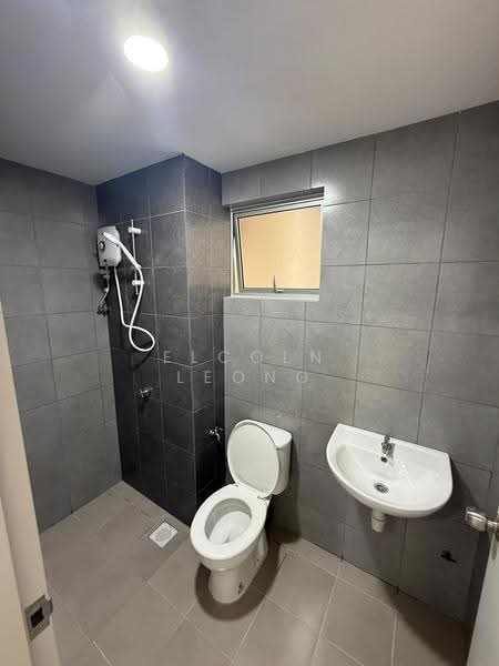 Condominium for Rent at Residensi Sateria - Elcoln Leong - Bathroom - PropertyGuru.com.my