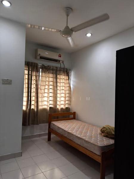 2-storey Terraced House for Sale in TAMAN PUCHONG UTAMA (Puchong) - Amy Lim - Bedroom - PropertyGuru.com.my