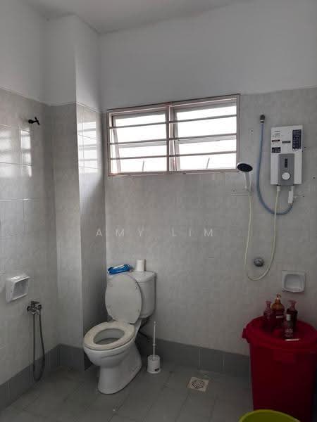 2-storey Terraced House for Sale in TAMAN PUCHONG UTAMA (Puchong) - Amy Lim - Bathroom - PropertyGuru.com.my
