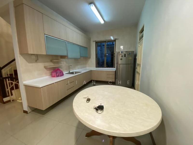 Link Bungalow for Rent in Johor Bahru (Johor) - Li Lian Chew - Kitchen - PropertyGuru.com.my