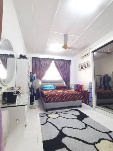 Rumah Teres 1-Tingkat untuk Dijual di Taman Pelangi Indah (Ulu Tiram) - Max Loh - Bedroom - PropertyGuru.com.my