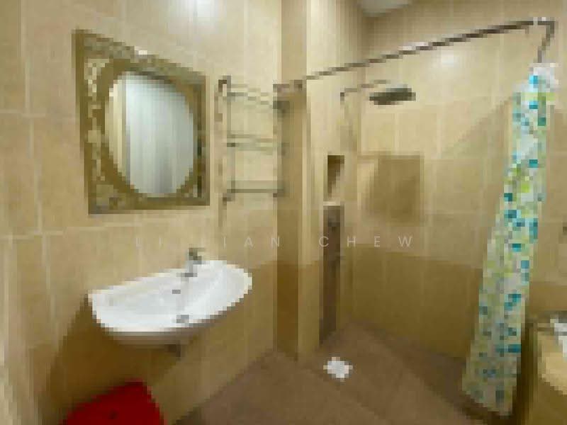 Banglo Pautan untuk Dijual di Johor Bahru (Johor) - Li Lian Chew - Bathroom - PropertyGuru.com.my