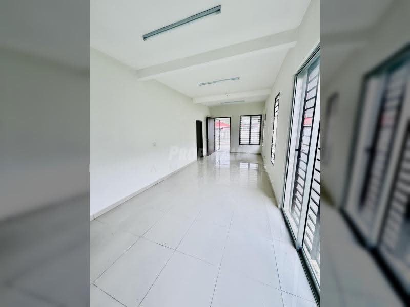 Semi-Detached House for Sale in Klang (Selangor) - Mohammad Din Majid - Interior - PropertyGuru.com.my