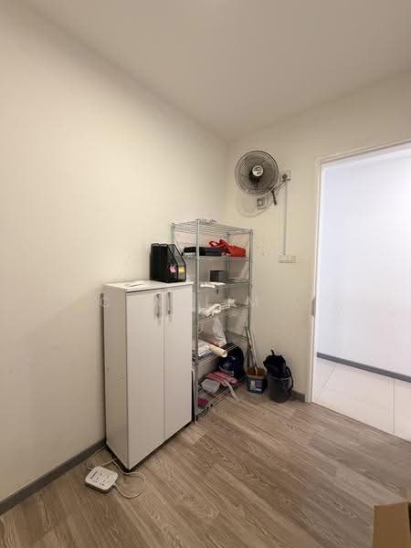 Service Residence for Sale at United Point (Residensi Berpadu) - ChaoLim . - Interior - PropertyGuru.com.my