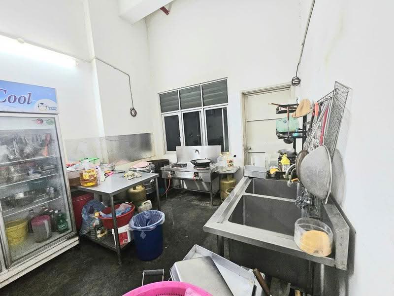 Shop for Sale in Masai (Johor) - Joey Tay - Kitchen - PropertyGuru.com.my