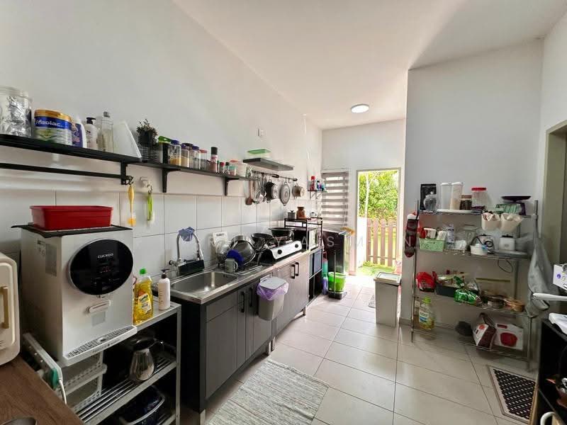 Rumah Teres 2-Tingkat untuk Dijual di Sepang (Selangor) - Fikri Yasmin - Kitchen - PropertyGuru.com.my