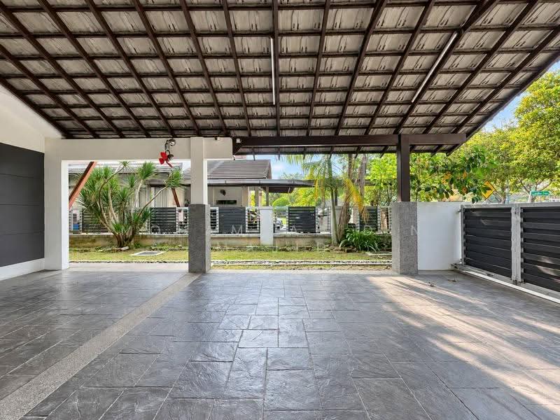 Bungalow House untuk Dijual di Seksyen 13 (Shah Alam) - Mohammad Din Majid - Exterior - PropertyGuru.com.my