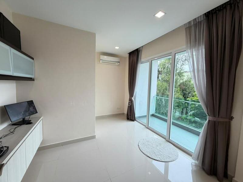 Rumah Berkembar untuk Dijual di Bandar Baru Sri Petaling (Sri Petaling) - Hugo Gooi - Balcony - PropertyGuru.com.my