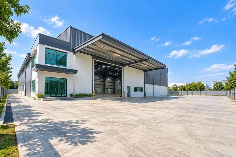 Factory for Rent in Bandar Bukit Raja (Klang) - Yuki Tan - Exterior - PropertyGuru.com.my