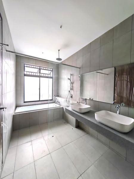 Semi-Detached House for Sale in Shah Alam (Selangor) - HADZRIN YUSOF - Bathroom - PropertyGuru.com.my