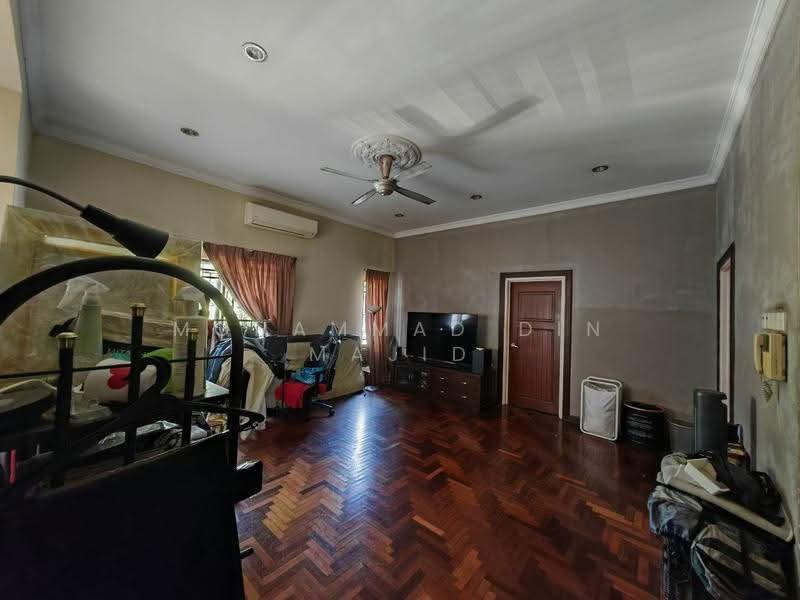 2-storey Terraced House for Sale in Putra Indah (Shah Alam) - Mohammad Din Majid - PropertyGuru.com.my