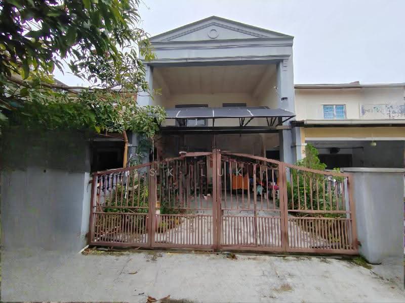 2-storey Terraced House for Sale in Taman Garing Utama (Rawang) - SK Luk - Exterior - PropertyGuru.com.my