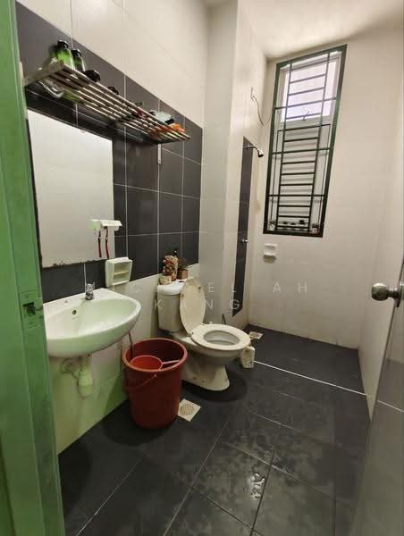 2-storey Terraced House for Sale in Taman Nusa Sentral (Iskandar Puteri (Nusajaya)) - Michael Ah Kang - Bathroom - PropertyGuru.com.my