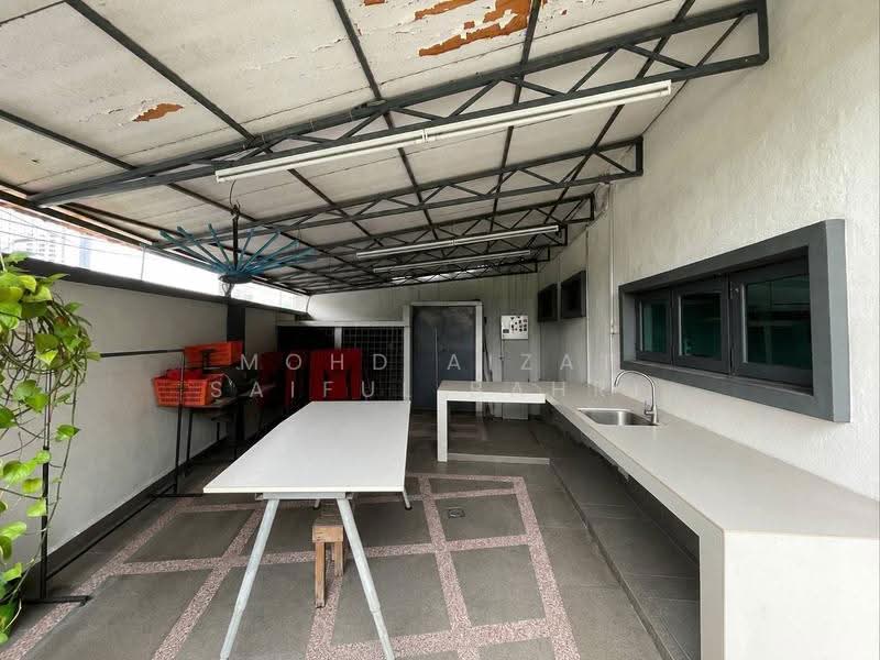Rumah Teres 2-Tingkat untuk Dijual di Taman Kelana Idaman (Ara Damansara) - Mohd Aizat Saiful Bahri - Exterior - PropertyGuru.com.my