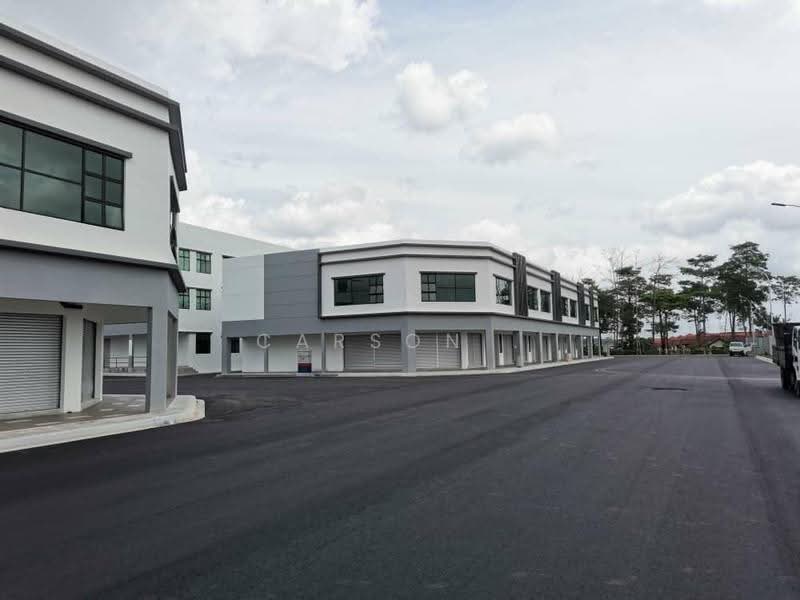Kedai untuk Disewa di Taman Pelangi Indah (Ulu Tiram) - Carson . - Exterior - PropertyGuru.com.my