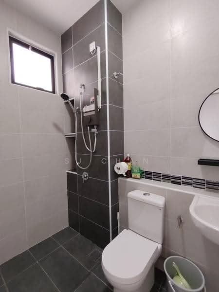 Rumah Teres untuk Disewa di Taman Desa Tebrau (Tebrau) - SJ CHAN - Bathroom - PropertyGuru.com.my