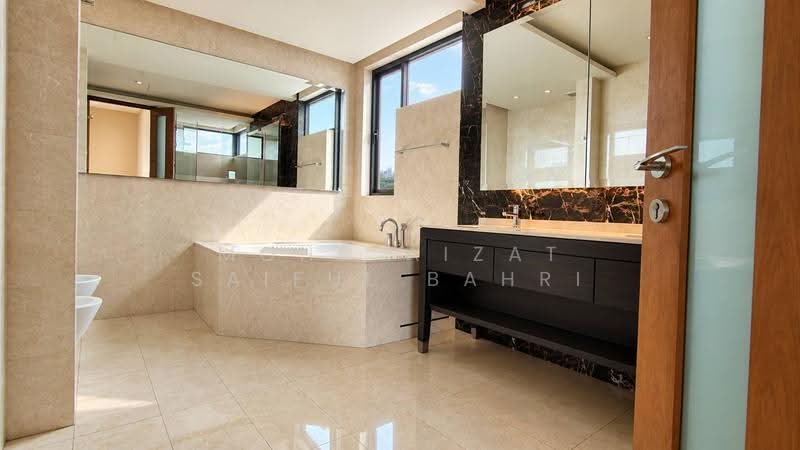 Condominium for Sale at The Binjai on the Park - Mohd Aizat Saiful Bahri - Bathroom - PropertyGuru.com.my