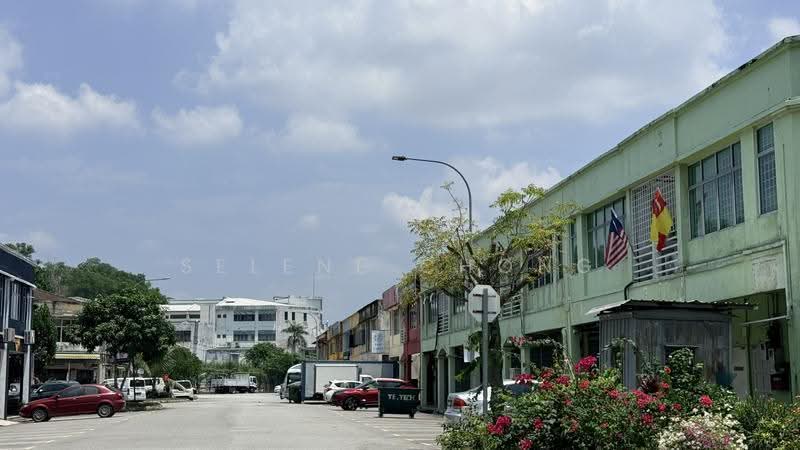 Shop for Sale in Bukit Rawang Putra (Rawang) - Selene Chong - Exterior - PropertyGuru.com.my