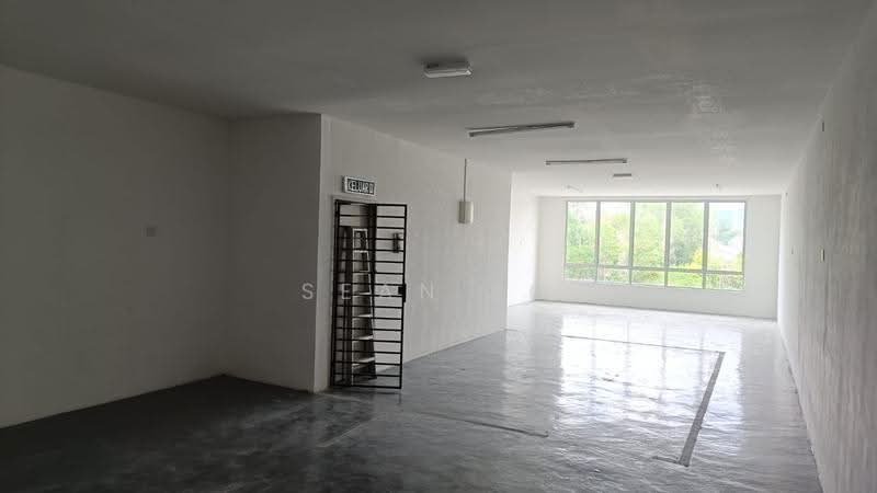 Shop / Office for Rent in Bandar Tasik Senangin (Lenggeng) - Sean Lo - Interior - PropertyGuru.com.my