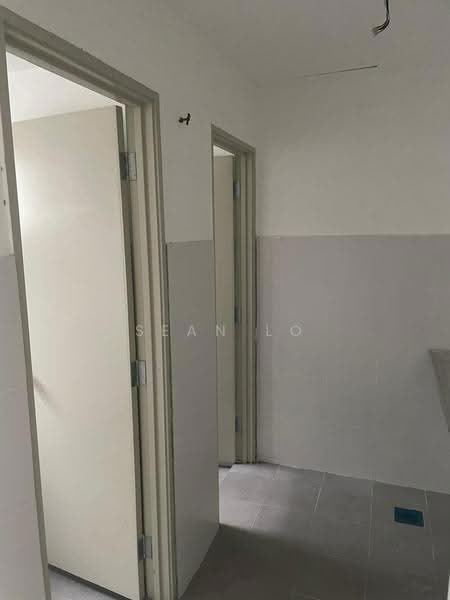 Shop / Office for Rent in Bandar Tasik Senangin (Lenggeng) - Sean Lo - Interior - PropertyGuru.com.my