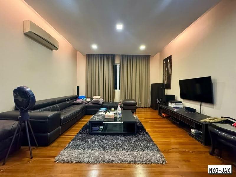 Bungalow House for Sale in Setia Alam (Selangor) - Cassey Lim - Living Room - PropertyGuru.com.my