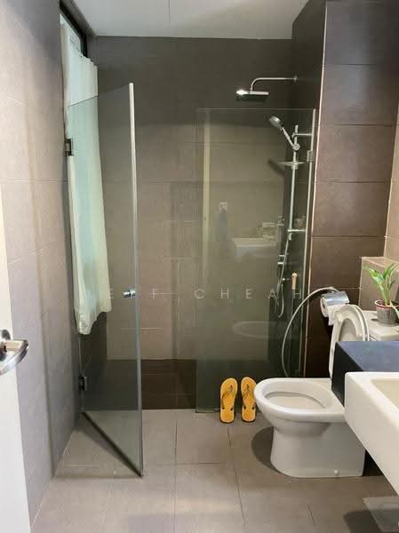 Kediaman Servis untuk Disewa di MKH Boulevard - Jeff Cheah - Bathroom - PropertyGuru.com.my